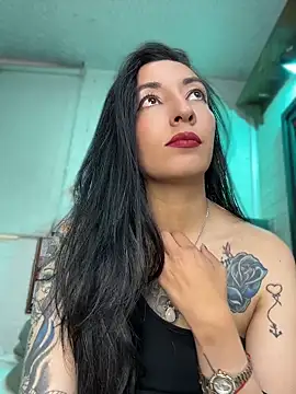 Онлайн чат XXX SALOME_KORLAND
