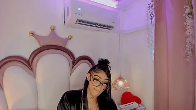 Mia_Jansen Adlı Modelin Web Kamerası Şovu