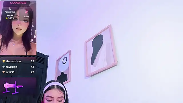 Czat XXX na żywo – valentinna_montess