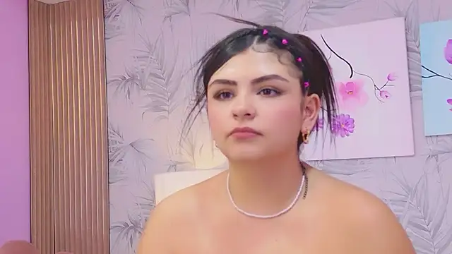 LunaRoosen Live XXX chat