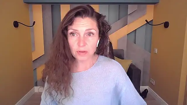 EllaLong Chat XXX live