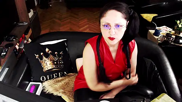Imperatriza's Live XXX Chat