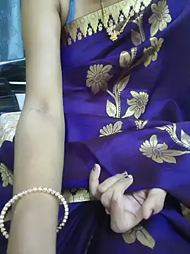 Cuteteluguammmaie's Live XXX Chat