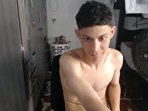 Вебкам-шоу mastercum28