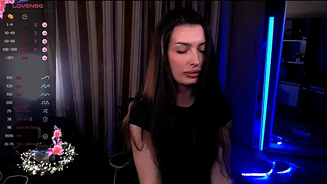 Laura_Bess élő XXX-chatje