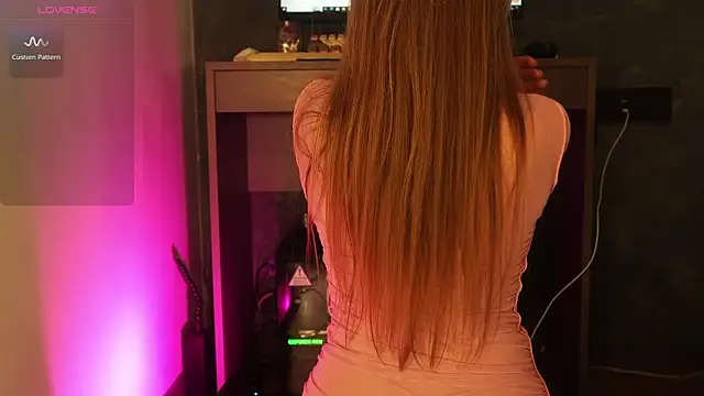 naa0mii – Naživo XXX chat