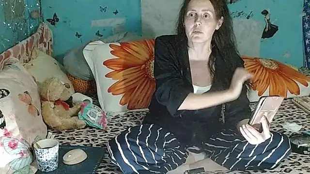 brighteyes77's Live XXX Chat