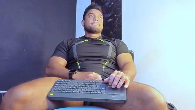 Živý XXX chat Big_furry_bear13