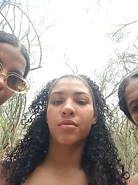 CurlyBitch's Live XXX Chat