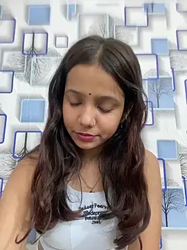 sanjna0122 Show in webcam