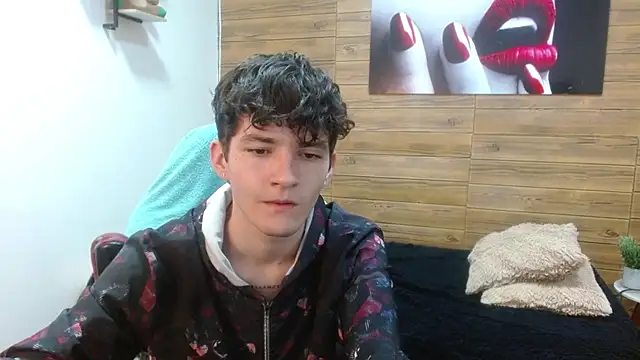 Онлайн чат XXX trevor_mob