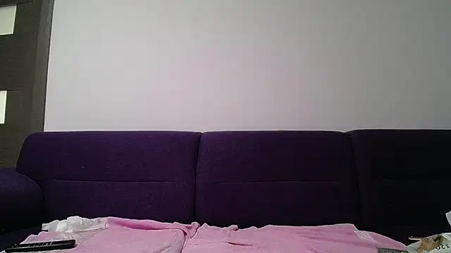 Julianna68 Live XXX-Chat