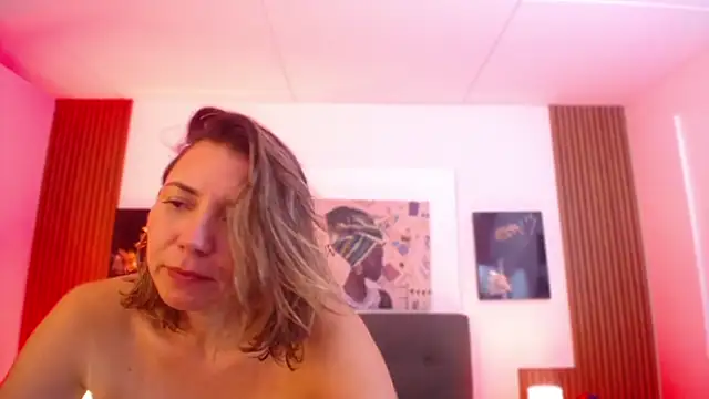 milfsecret69のライブXXXチャット