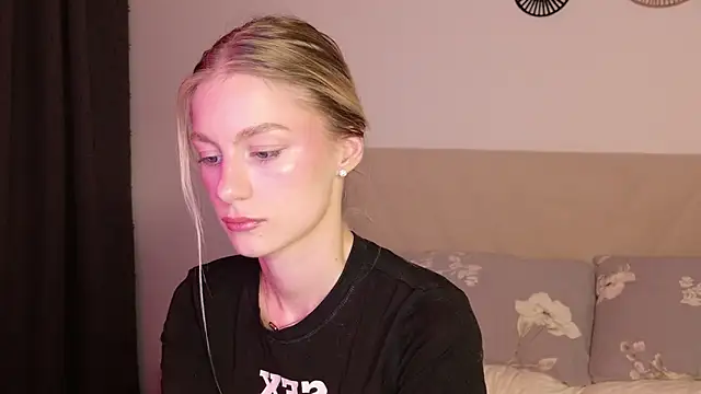 دردشة GabriellaOlsen الجنسية المباشرة