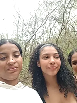 دردشة CurlyBitch الجنسية المباشرة