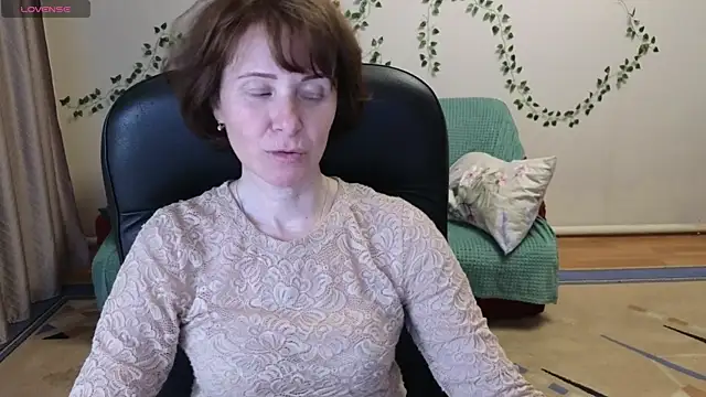 XXX chat uživo modela Lia_Tito