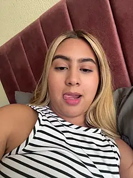 Miabonnett_ – Live XXX-chat