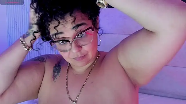 Reginavegaan Live XXX chat