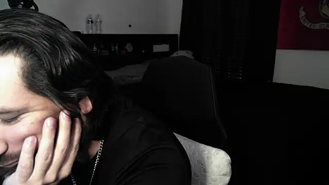 DevilPup75_ Show Webcam