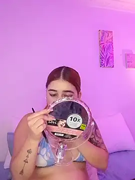 martina_connor1 লাইভ চ্যাট রুম
