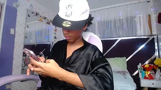 Santy_bigcock_01 网络视讯表演