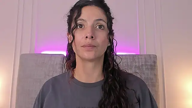 غرفة دردشة Angel-bells المباشرة