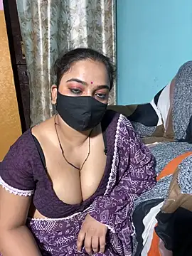 Chat XXX en directo de DesiQueen-Rimi