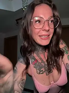 BrownieyQueen Live XXX Chat