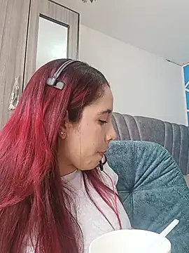 Dayan_white7 Adlı Modelin Canlı XXX Sohbeti