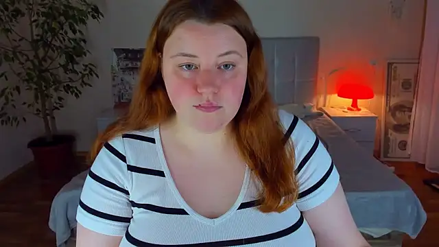 PolinaSalvatore Live XXX Chat