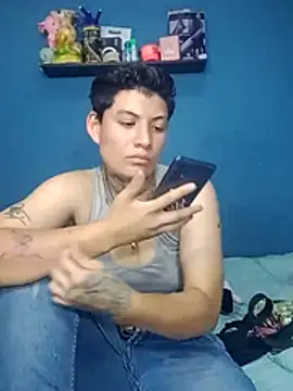 tomi_tomboyn Live XXX chat