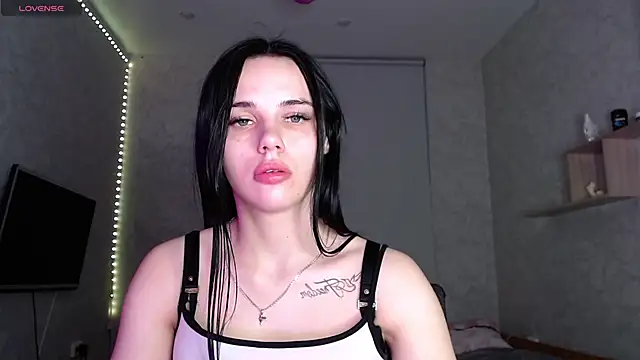 Kseni_a's Live XXX Chat