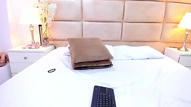 MeganVelvet_'s Live XXX Chat