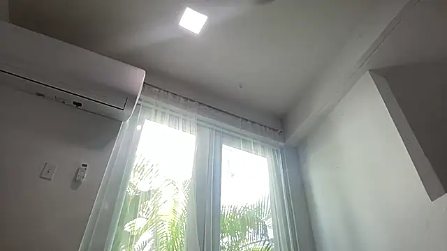 bianca_Sol999's Webcam Show