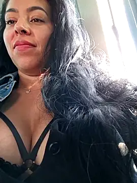 Luianna's Live XXX Chat