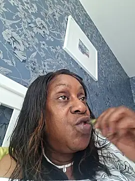 EbonyBlue-x's Webcam Show