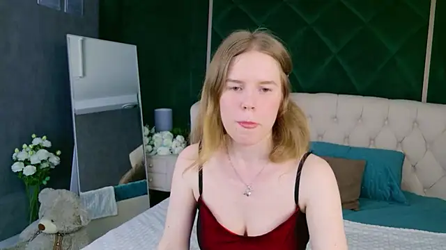 Alida_Brice 现场XXX聊天
