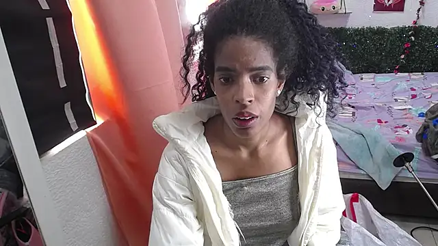 thianahorny's Webcam Show