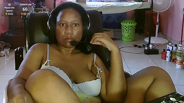 Eirondra_valeen Webcam Show