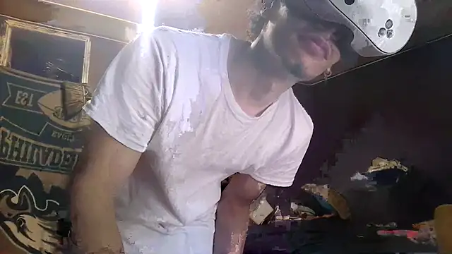 spooky425hd 现场XXX聊天