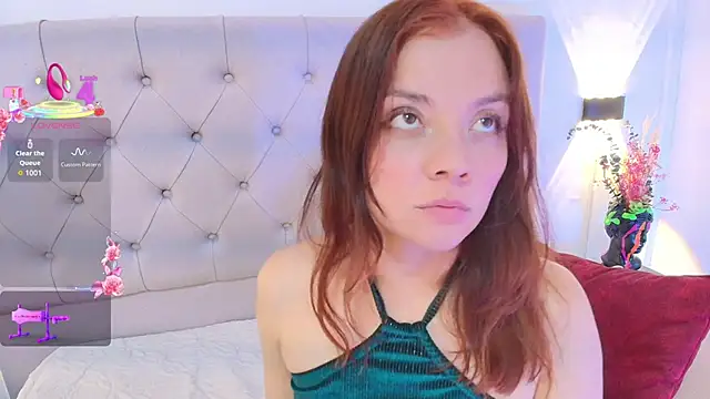 MiccaMadison's Live XXX Chat