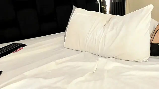 eileen_tanihara's Webcam Show