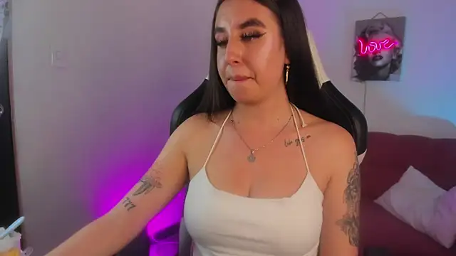 alison_mars Adlı Modelin Canlı XXX Sohbeti