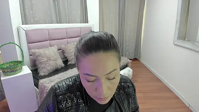 gaby_trent 现场XXX聊天