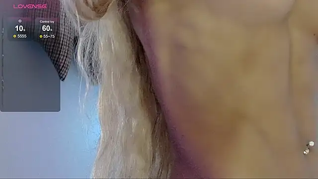 SarahRaynex live XXX chat