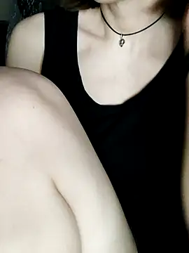 Aashikalaa Chat XXX in diretta