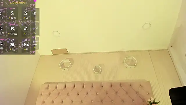 CarolineFyre Chat XXX live