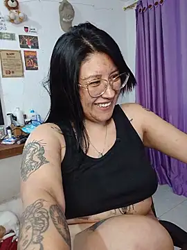 DaniPoison's Live XXX Chat