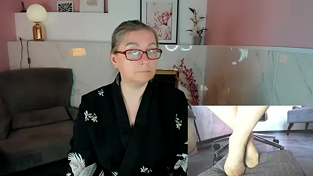 Alexandra_Kind Chat XXX live