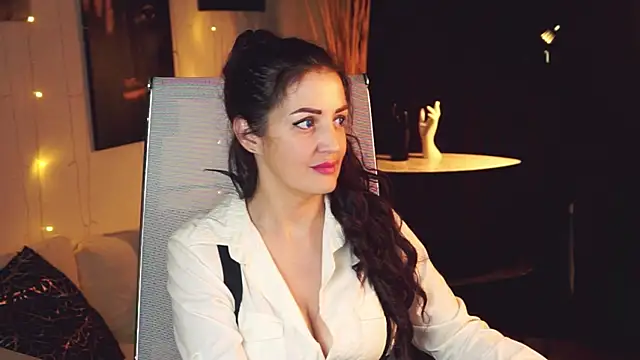 AureliaVane Chat XXX in diretta